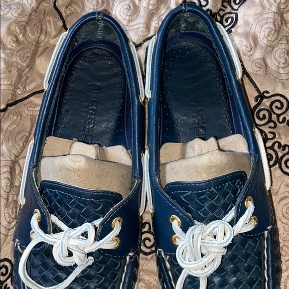 Sperrys - Picture 6 of 6